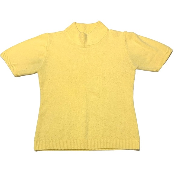 Light Yellow Ribbed Short Sleeves Knit Sweater Size 2 - Picture 2 of 9